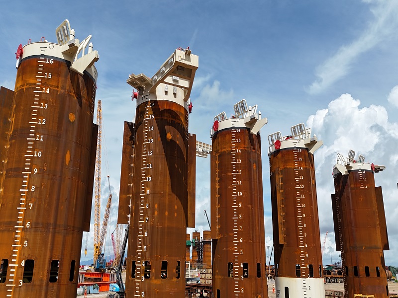 珠海基地承建巴油吸力锚成功发运