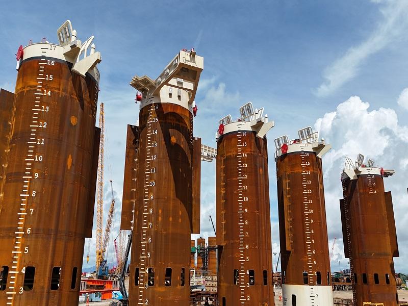 珠海基地承建巴油吸力锚成功发运