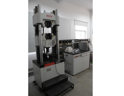 Universal testing machine