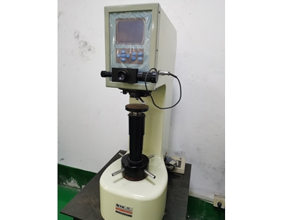 Brinell hardness tester